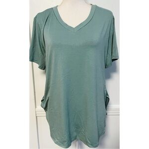 Cupshe • NWT Teal V-Neck Short Sleeve Tee